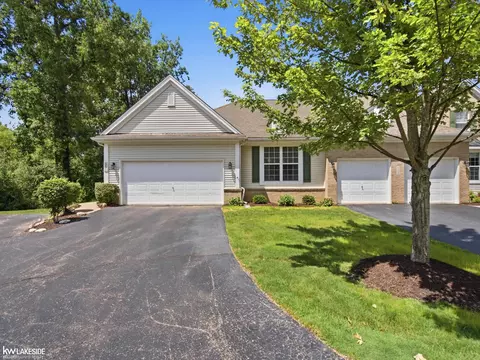 5721 Pinecroft, Clarkston, MI 48346