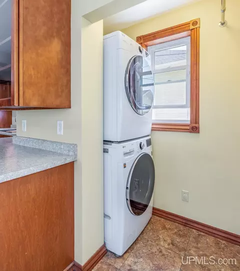 Other - 923 S 6th, Escanaba, MI 49829 photo 4 of 15