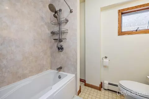 Bath - 923 S 6th, Escanaba, MI 49829 photo 3 of 4