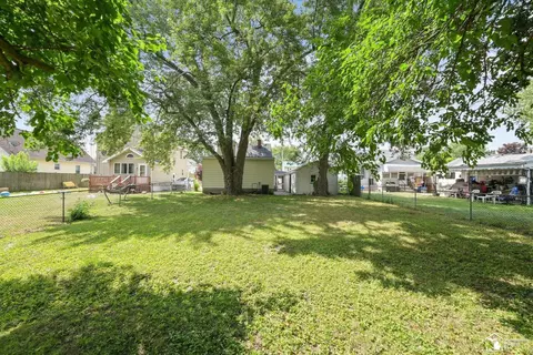 Exterior - 524 N Roessler, Monroe, MI 48162 photo 5 of 10