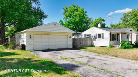 Exterior - 2210 Williamson, Burton, MI 48529 photo 1 of 4