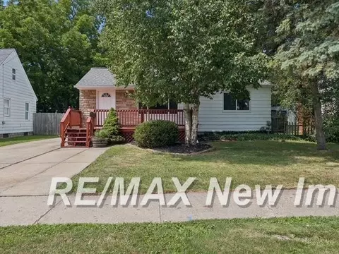 911 Thurman, Saginaw, MI 48602