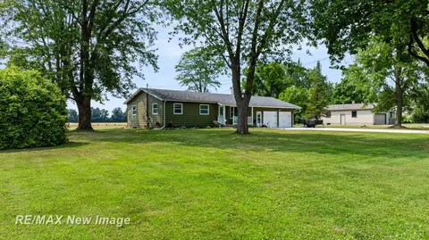 Exterior - 12608 Gera, Birch Run, MI 48415 photo 5 of 22