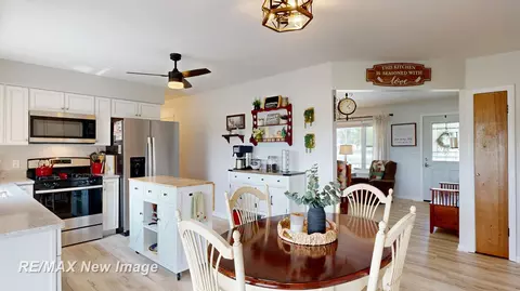 Kitchen - 12608 Gera, Birch Run, MI 48415 photo 3 of 6