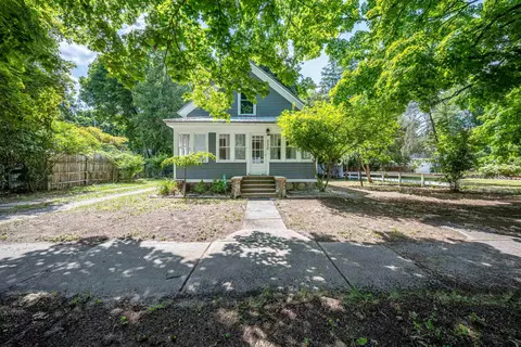 Exterior - 330 S Antler, Gladwin, MI 48624 photo 2 of 14