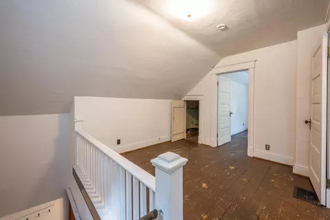 Bedroom - 330 S Antler, Gladwin, MI 48624 photo 3 of 8