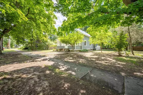 Exterior - 330 S Antler, Gladwin, MI 48624 photo 3 of 14