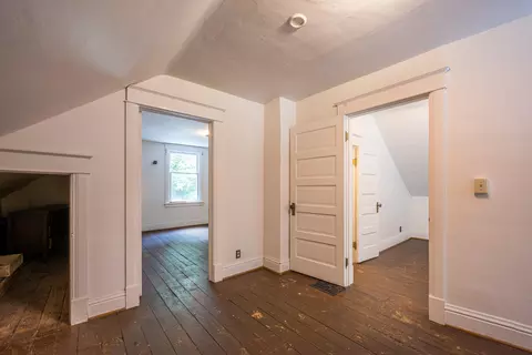 Bedroom - 330 S Antler, Gladwin, MI 48624 photo 4 of 8