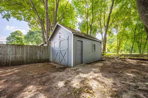 Exterior - 330 S Antler, Gladwin, MI 48624 photo 14 of 14
