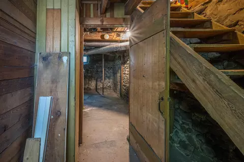 Entry Way - 330 S Antler, Gladwin, MI 48624 photo 3 of 4