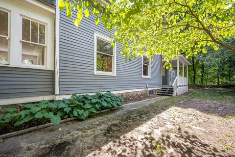 Exterior - 330 S Antler, Gladwin, MI 48624 photo 7 of 14