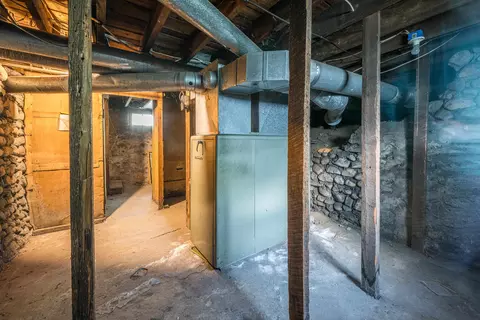 Entry Way - 330 S Antler, Gladwin, MI 48624 photo 4 of 4