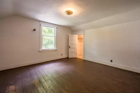 Bedroom - 330 S Antler, Gladwin, MI 48624 photo 7 of 8