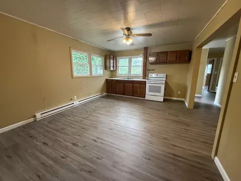 Living - 810 W First, Gladwin, MI 48624 photo 6 of 6