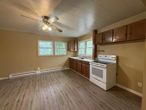 Kitchen - 810 W First, Gladwin, MI 48624 photo 4 of 4