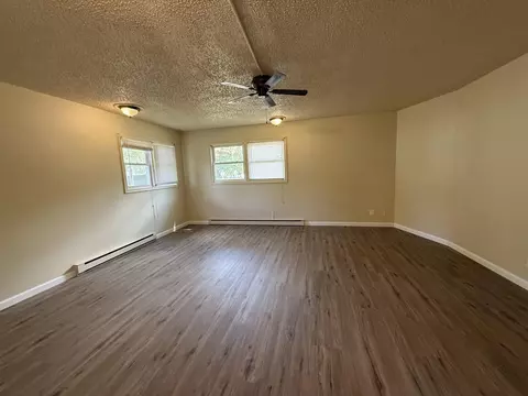 Living - 810 W First, Gladwin, MI 48624 photo 2 of 6
