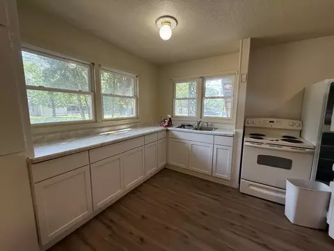 Kitchen - 810 W First, Gladwin, MI 48624 photo 1 of 4