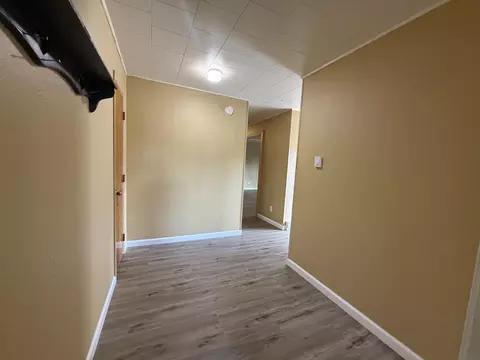 Entry Way - 810 W First, Gladwin, MI 48624 photo 4 of 4