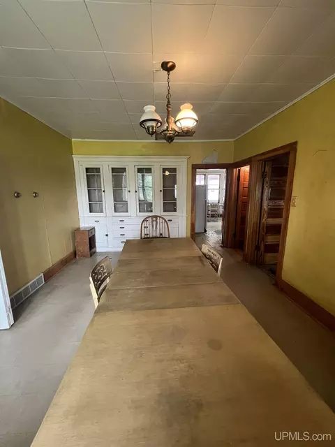 Dining - 511 Bell, Channing, MI 49815 photo 3 of 3