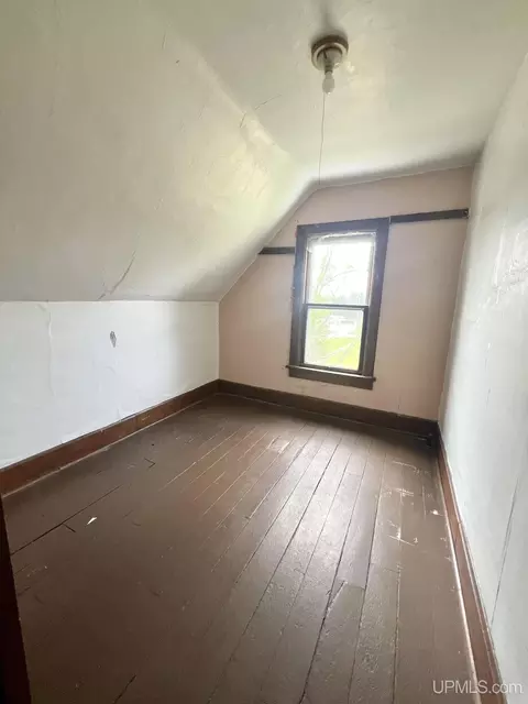 Bedroom - 511 Bell, Channing, MI 49815 photo 11 of 16