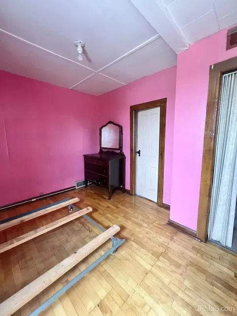 Bedroom - 511 Bell, Channing, MI 49815 photo 7 of 16