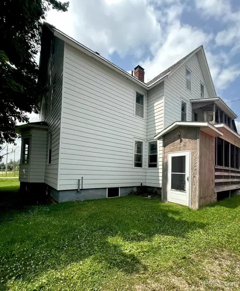 Exterior - 511 Bell, Channing, MI 49815 photo 13 of 16