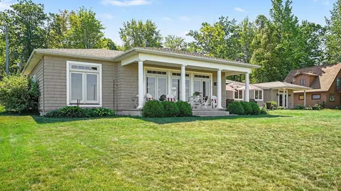 Exterior - 71 E Lakeshore, Hope, MI 48628 photo 7 of 10