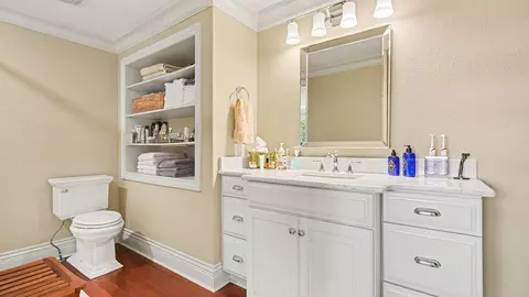 Bath - 71 E Lakeshore, Hope, MI 48628 photo 1 of 6