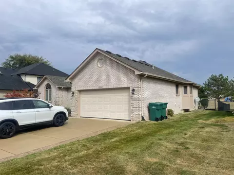 Exterior - 50262 Barrett, Macomb, MI 48044 photo 2 of 5