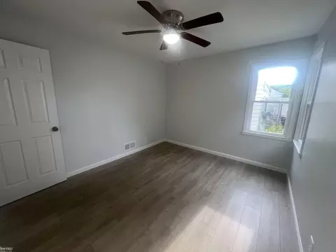 Bedroom - 3922 Hogarth, Flint, MI 48532 photo 1 of 5