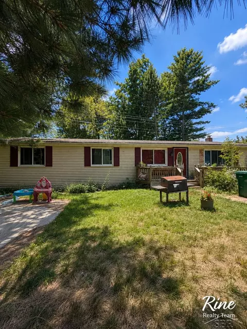 2384 E Dexter, Dansville, MI 48819