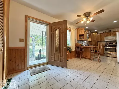 Entry Way - 2444 S State, Corunna, MI 48817 photo 1 of 6