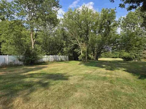 Exterior - 1271 S Dye, Flint, MI 48532 photo 6 of 10