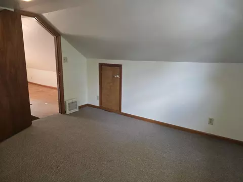 Bedroom - 1271 S Dye, Flint, MI 48532 photo 4 of 4