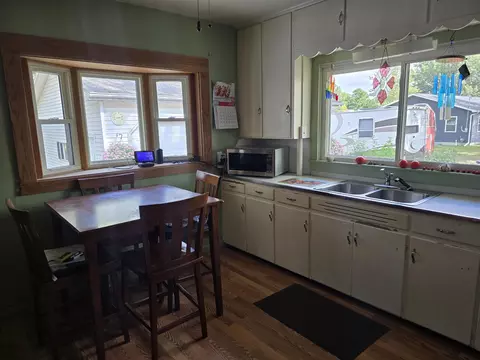 Kitchen - 1271 S Dye, Flint, MI 48532 photo 3 of 3