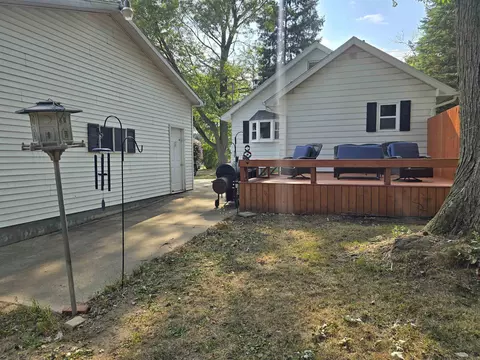 Exterior - 1271 S Dye, Flint, MI 48532 photo 3 of 10
