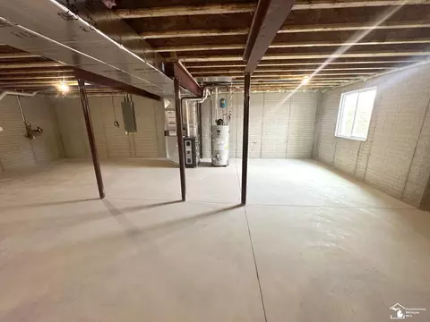 Other - 798 E Sweet Briar, Monroe, MI 48161 photo 6 of 8