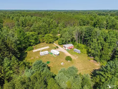 3850 N Clarwin, Gladwin, MI 48624 photo 31