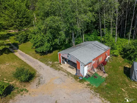 3850 N Clarwin, Gladwin, MI 48624 photo 43