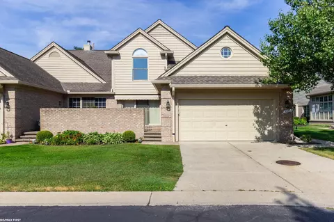 42857 Christina #118, Sterling Heights, MI 48313