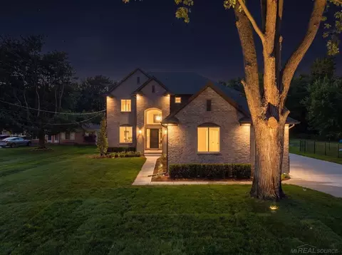 49309 Bayshore, New Baltimore, MI 48047
