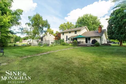 Exterior - 137 E Meldrum, Saint Clair, MI 48079 photo 3 of 9
