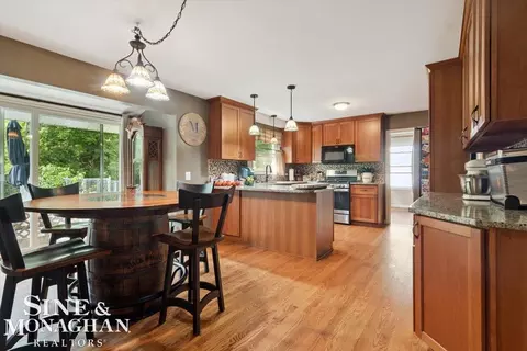 Kitchen - 137 E Meldrum, Saint Clair, MI 48079 photo 5 of 7