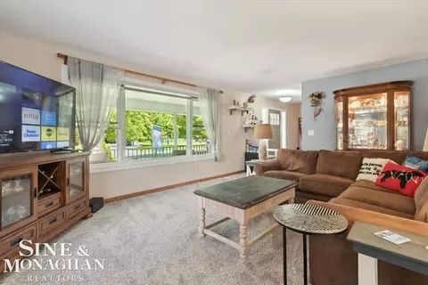 Living - 137 E Meldrum, Saint Clair, MI 48079 photo 1 of 7