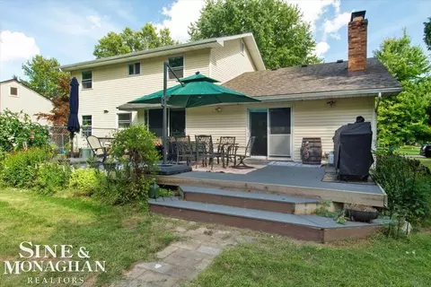 Exterior - 137 E Meldrum, Saint Clair, MI 48079 photo 1 of 9
