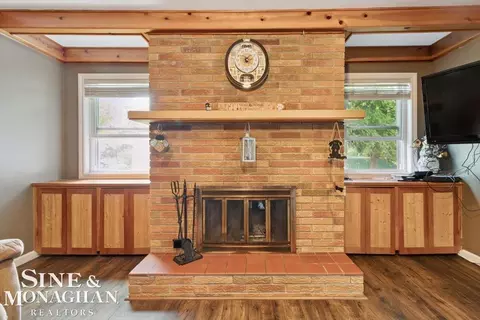 Living - 137 E Meldrum, Saint Clair, MI 48079 photo 3 of 7