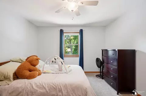 Bedroom - 7261 Silo Mdws, Temperance, MI 48182 photo 7 of 7