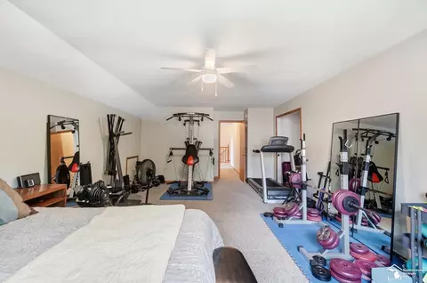 Bedroom - 7261 Silo Mdws, Temperance, MI 48182 photo 5 of 7