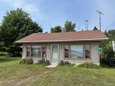 33580 Rice Lk, Lake Linden, MI 49945