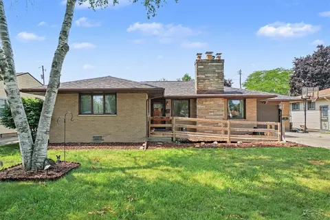3 Northmoor, Saginaw, MI 48602